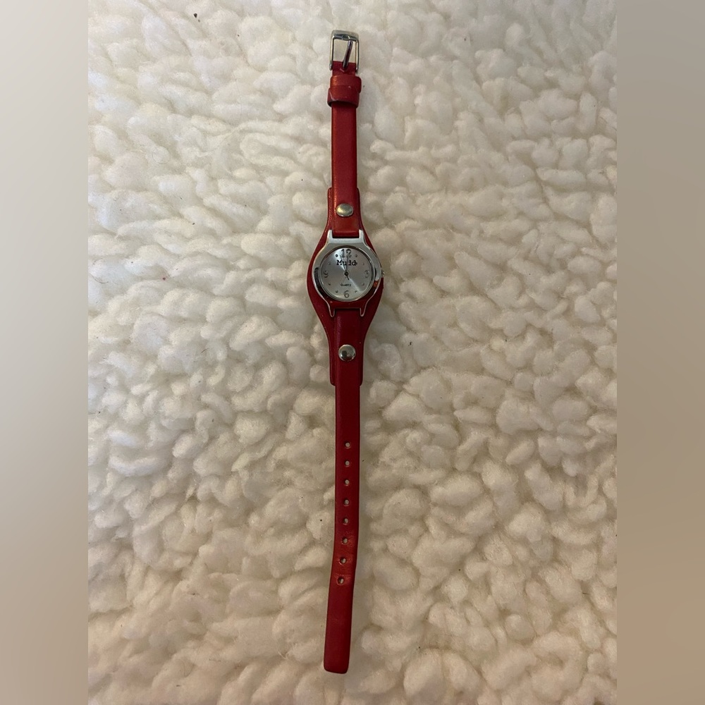 Mudd Analog Wristwatch Metallic Red Buckle Band Round Silver Tone Face.